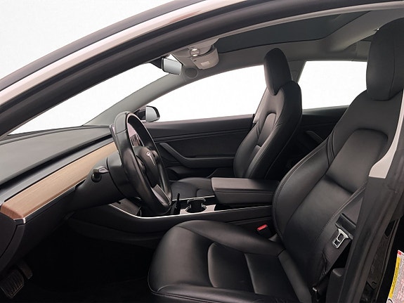 Tesla Model 3 12 of 30