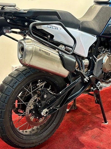 Husqvarna NORDEN 901 EXPEDTITION Nyservad! 3 of 5