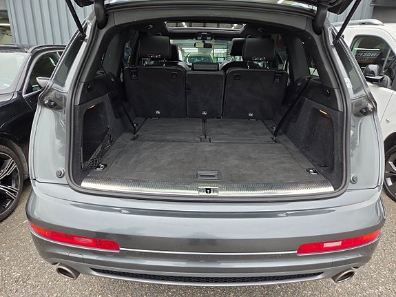 Audi Q7 14 of 19
