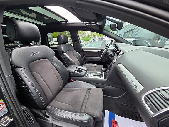 Audi Q7 9 of 19