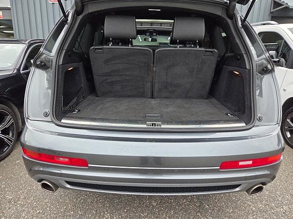 Audi Q7 16 of 19