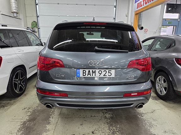 Audi Q7 7 of 19