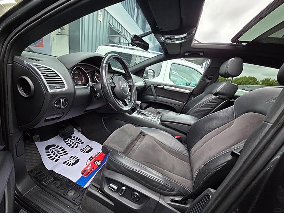 Audi Q7 8 of 19