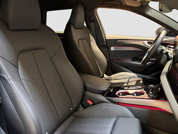 Audi A6 7 of 19