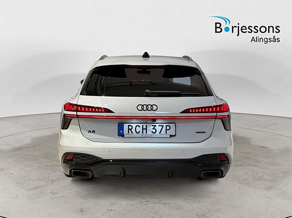 Audi A6 4 of 19