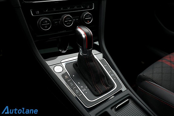 Volkswagen Golf I 26 of 30