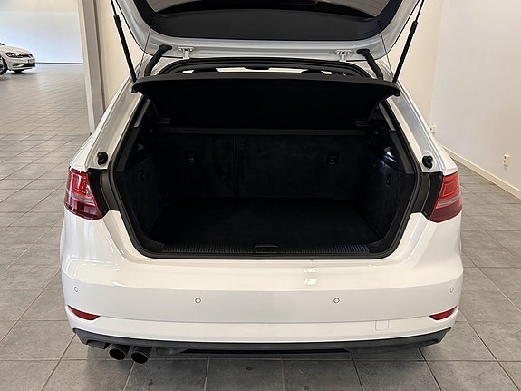 Audi A3 6 of 15