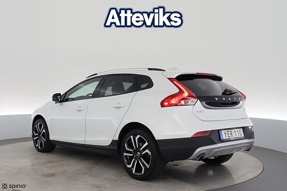 Volvo V40 Cross Country 20 of 22