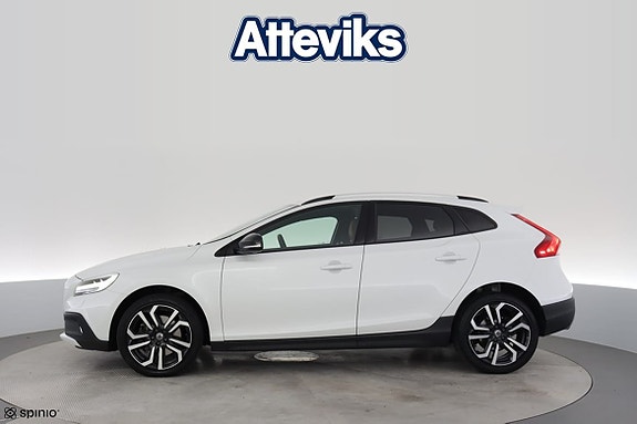 Volvo V40 Cross Country 21 of 22