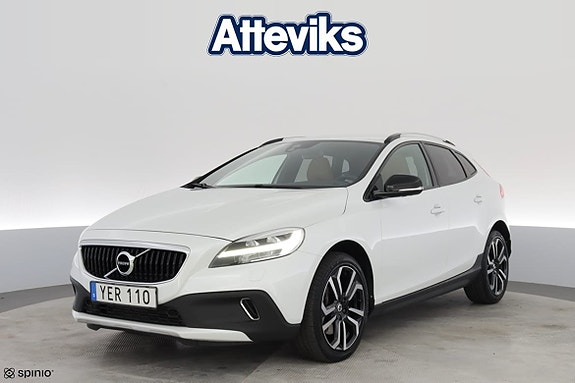 Volvo V40 Cross Country 22 of 22