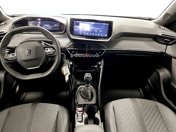 Peugeot 2008 6 of 15