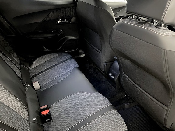 Peugeot 2008 12 of 15
