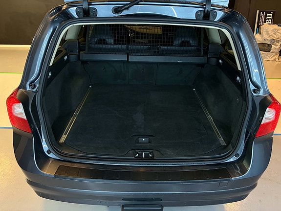 Volvo V70 15 of 15