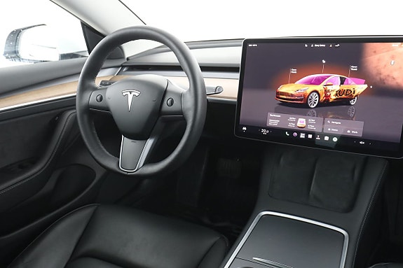 Tesla Model 3 14 of 30