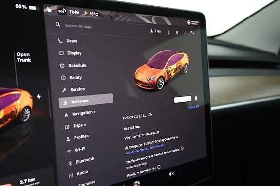 Tesla Model 3 25 of 30