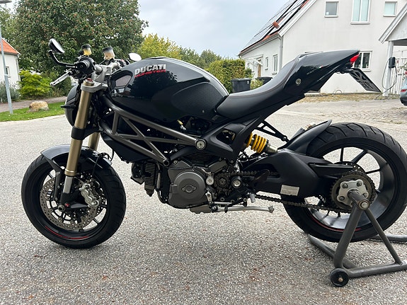 Ducati Monster 1100 EVO ev byte Ducati 3 of 12