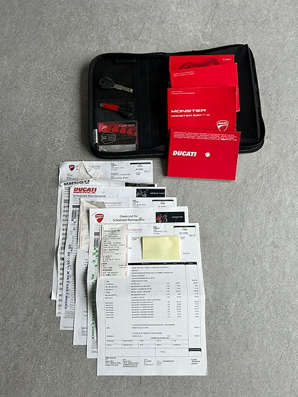 Ducati Monster 1100 EVO ev byte Ducati 7 of 12