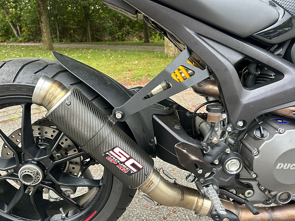 Ducati Monster 1100 EVO ev byte Ducati 4 of 12