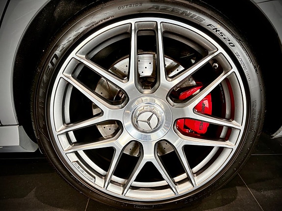Mercedes-Benz AMG GT Roadster 9 of 17