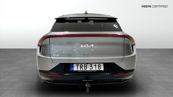 Kia EV6 5 of 15