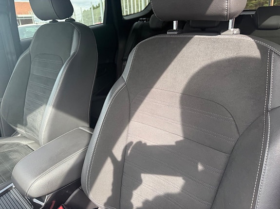 Ford Kuga 15 of 23