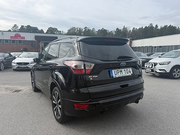 Ford Kuga 6 of 23