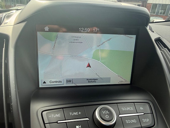 Ford Kuga 13 of 23