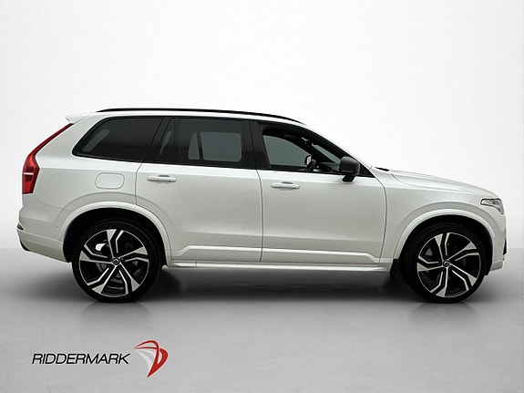 Volvo XC90 4 of 30