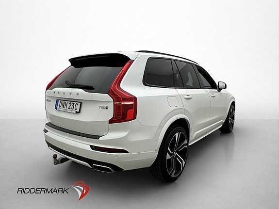 Volvo XC90 5 of 30