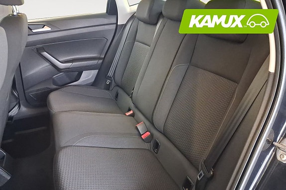 Volkswagen Polo 15 of 26