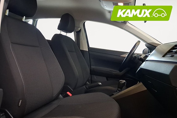 Volkswagen Polo 16 of 26