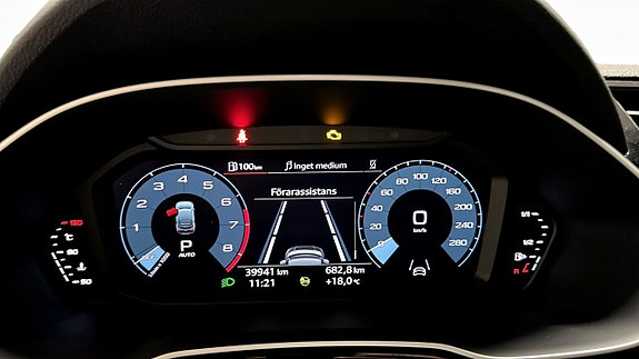 Audi Q3 14 of 15