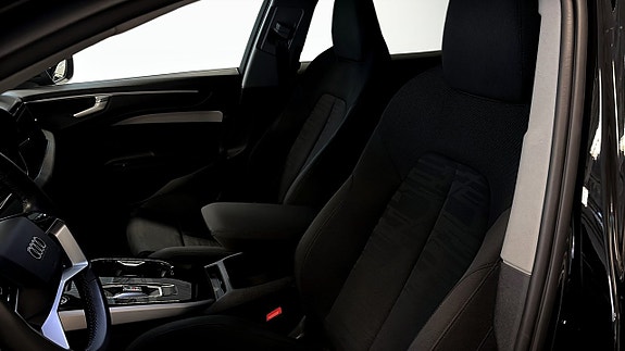 Audi A6 8 of 12