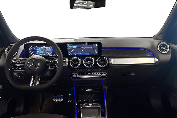 Mercedes-Benz GLB220 d 8 of 21