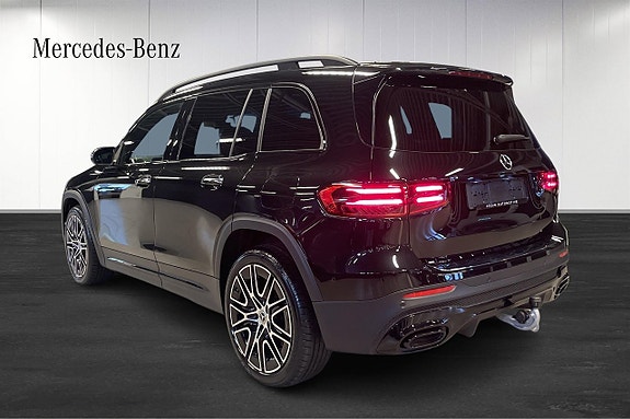 Mercedes-Benz GLB220 d 3 of 21