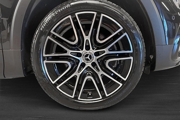 Mercedes-Benz GLB220 d 5 of 21