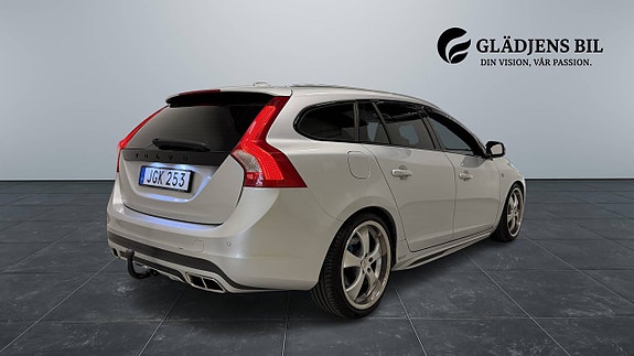 Volvo V60 7 of 26