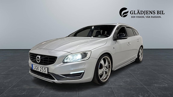 Volvo V60 3 of 26