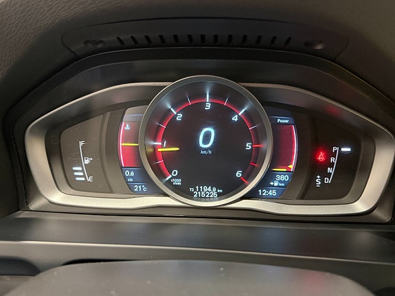 Volvo V60 20 of 26