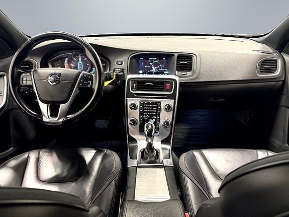 Volvo V60 18 of 26