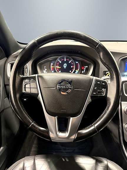 Volvo V60 19 of 26