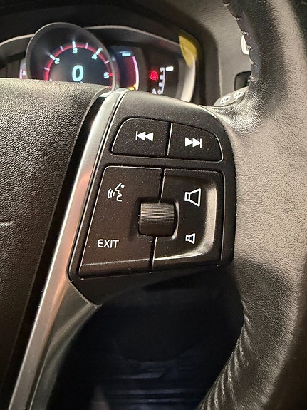 Volvo V60 22 of 26