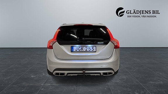 Volvo V60 6 of 26