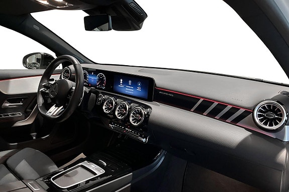 Mercedes-Benz A35 11 of 15