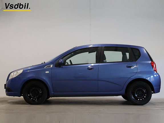 Chevrolet Aveo 2 of 6