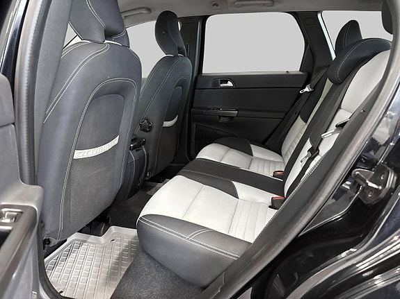 Volvo V50 9 of 23