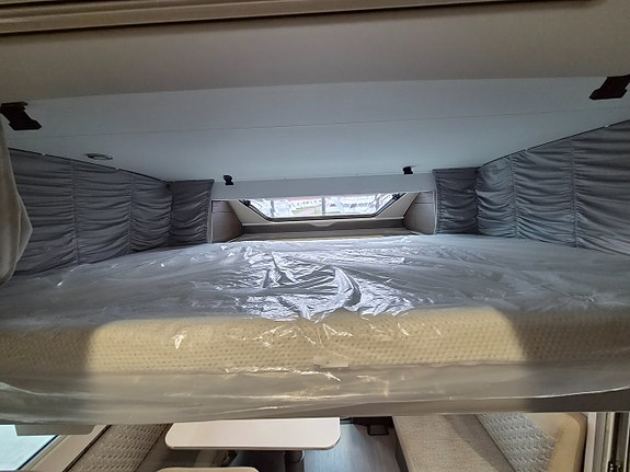 Adria Matrix Supreme 670 SL / ALDE / Taksäng / Automat 160hk 9vxl / Ugn / 725 Mil 11 of 12
