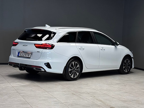 Kia Ceed 2 of 18