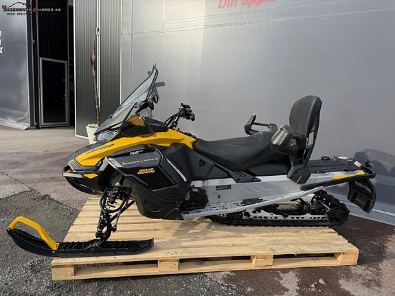 Ski-Doo Grand Touring Sport 600 ACE *Momsad* 2 of 5