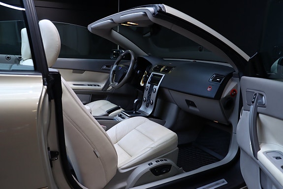 Volvo C70 15 of 27